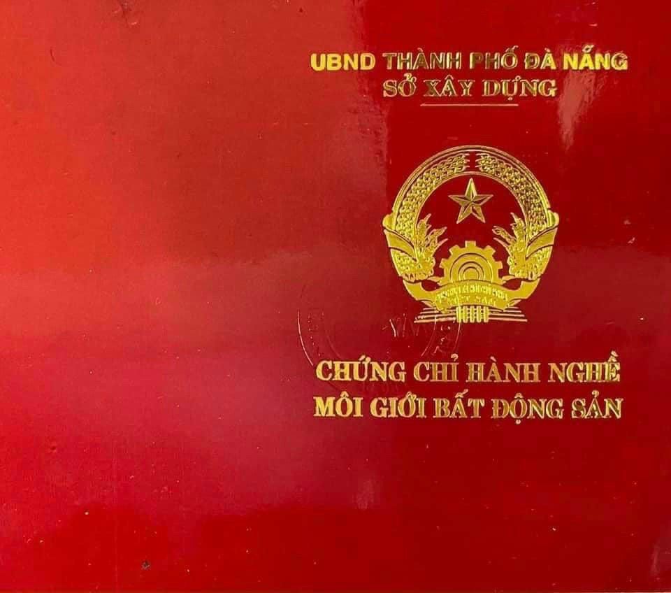Chứng chỉ môi giới bất động sản là gì? Học để hành nghề hợp pháp